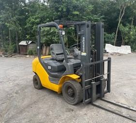 XE NÂNG DẦU 2,5 TẤN KOMATSU FD25T-17 309358
