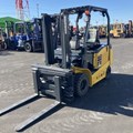 XE NÂNG ĐIỆN 2,5 TẤN KOMATSU FE25-1 310513