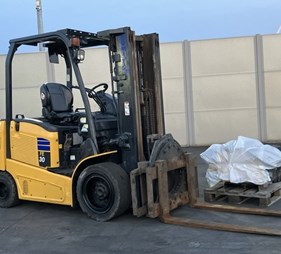 XE NÂNG ĐIỆN 3 TẤN KOMATSU FE30-1 303103