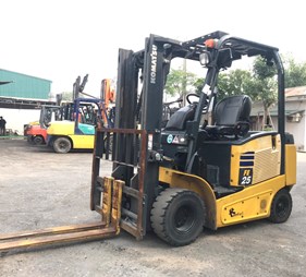 XE NÂNG ĐIỆN 2,5 TẤN KOMATSU FE25-1 303597