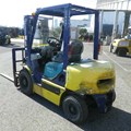 XE NÂNG XĂNG 2 TẤN KOMATSU FG20C-12 527001
