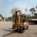 XE NÂNG DẦU 2,5 TẤN KOMATSU  FD25-10 