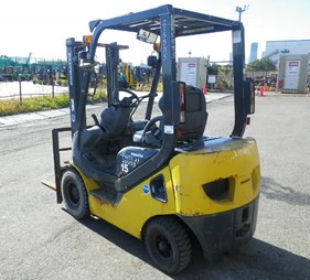 XE NÂNG DẦU 1,5 TẤN KOMATSU FD15T-21 201253