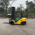 XE NÂNG DẦU 2,5 TẤN KOMATSU FD25C-15 578868 Lh 0943888255