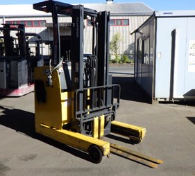 XE NÂNG ĐIỆN ĐỨNG LÁI 1.5 TẤN KOMATSU FB15RW-14 144314