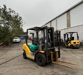 XE NÂNG XĂNG 2.5 TẤN KOMATSU FG25C-15 572527