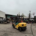 XE NÂNG XĂNG 2.5 TẤN KOMATSU FG25C-15 572527