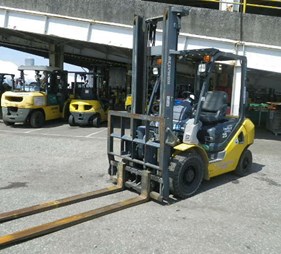 XE NÂNG DẦU 2,5 TẤN KOMATSU  FD25T-17 334856
