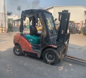 XE NÂNG DẦU 2,5 TẤN KOMATSU FD25HT-15 582579