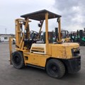 XE NÂNG DẦU 3 TẤN KOMATSU FD30-8