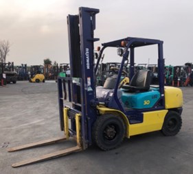XE NÂNG DẦU 3 TẤN KOMATSU FD30C-12