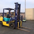 XE NÂNG DẦU 3 TẤN KOMATSU FD30C-12