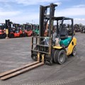 XE NÂNG DẦU 2,5 TẤN KOMATSU  FD25T-16