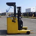 XE NÂNG ĐIỆN ĐỨNG LÁI 1.5 TẤN KOMATSU FB15RL-15  157739