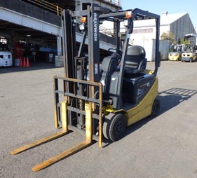 XE NÂNG ĐIỆN 1.5 TẤN KOMATSU FB15-12 842715