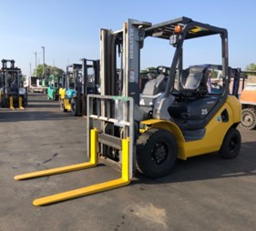 XE NÂNG DẦU 2,5 TẤN KOMATSU  FD25T-17