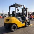 XE NÂNG DẦU 2,5 TẤN KOMATSU  FD25T-17