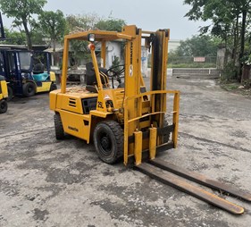 XE NÂNG XĂNG 2.5 TẤN KOMATSU FG25L-7 101926