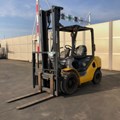 XE NÂNG DẦU 3 TẤN KOMATSU FD30T-17