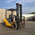 XE NÂNG DẦU 3 TẤN KOMATSU FD30T-17