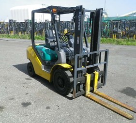 XE NÂNG DẦU 2,5 TẤN KOMATSU  FD25C-16
