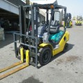 XE NÂNG DẦU 2,5 TẤN KOMATSU  FD25C-16