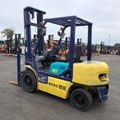 XE NÂNG DẦU 2 TẤN KOMATSU FD20C-12