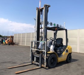 XE NÂNG DẦU 3 TẤN KOMATSU FD30T-17