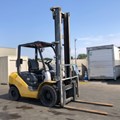 XE NÂNG DẦU 3 TẤN KOMATSU FD30T-17