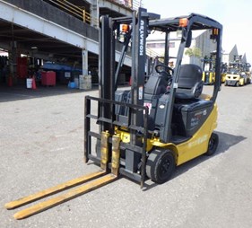 XE NÂNG ĐIỆN 1.5 TẤN KOMATSU FB15-12 