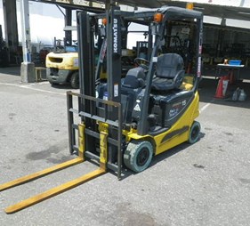 XE NÂNG ĐIỆN 1.5 TẤN KOMATSU FB15-12  853379