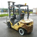 XE NÂNG DẦU 2,5 TẤN KOMATSU  FD25T-17 