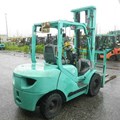 XE NÂNG DẦU 3 TẤN KOMATSU FD30C-16 713197