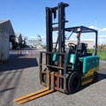 XE NÂNG ĐIỆN 3 TẤN KOMATSU FB30-11
