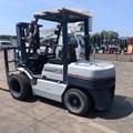 XE NÂNG DẦU 3 TẤN KOMATSU FD30-11