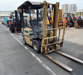 XE NÂNG DẦU 1,8 TẤN KOMATSU FD18H-15 333620