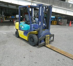 XE NÂNG DẦU 2,5 TẤN KOMATSU FD25LC-14