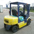 XE NÂNG DẦU 2,5 TẤN KOMATSU FD25LC-14