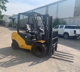 XE NÂNG DẦU 2,5 TẤN KOMATSU FD25C-17 333748