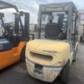 XE NÂNG DẦU 3 TẤN KOMATSU FD30C-12 524922