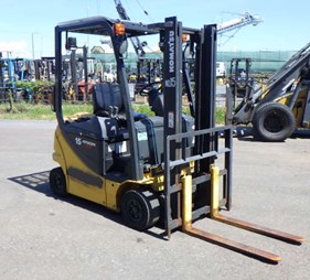 XE NÂNG ĐIỆN 1.5 TẤN KOMATSU FB15-12 854841