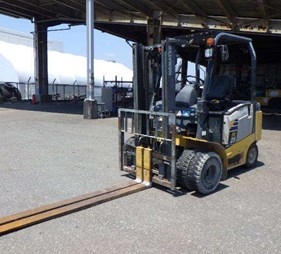 XE NÂNG ĐIỆN 2,5 TẤN KOMATSU FE25-1 303461