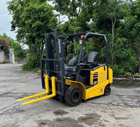 XE NÂNG ĐIỆN 2,5 TẤN KOMATSU FE25-1  304715