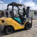 XE NÂNG DẦU 2,5 TẤN KOMATSU FD25T-16 702389