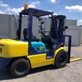 XE NÂNG DẦU 3 TẤN KOMATSU FD30T-14 550802