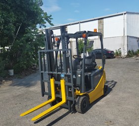 XE NÂNG ĐIỆN 1.4 TẤN KOMATSU FB14-12  851819