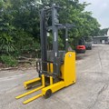 XE NÂNG ĐIỆN ĐỨNG LÁI 1.5 TẤN KOMATSU FB15RL-15 158050