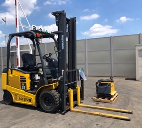 XE NÂNG ĐIỆN 2,5 TẤN KOMATSU FE25-1 309327