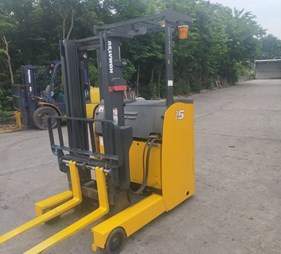 XE NÂNG ĐIỆN ĐỨNG LÁI 1.5 TẤN KOMATSU FB15RL-15 155360