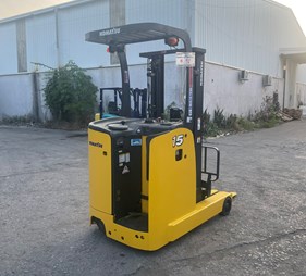 XE NÂNG ĐIỆN ĐỨNG LÁI 1.5 TẤN KOMATSU FB15RW-14 144315